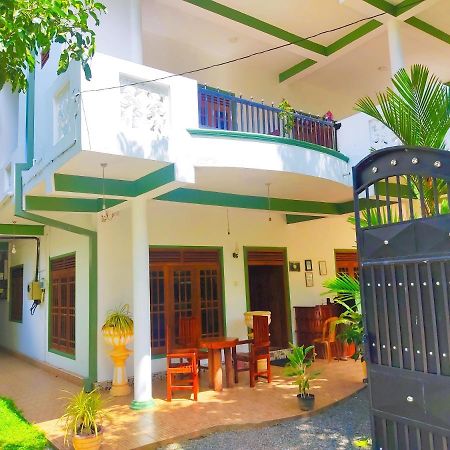 Castle Resort Yala ティッサマハーラーマ エクステリア 写真