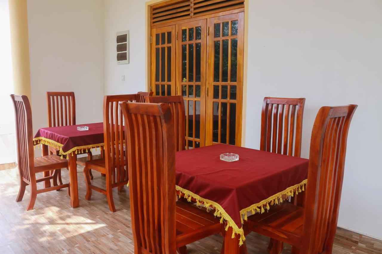 Castle Resort Yala ティッサマハーラーマ エクステリア 写真